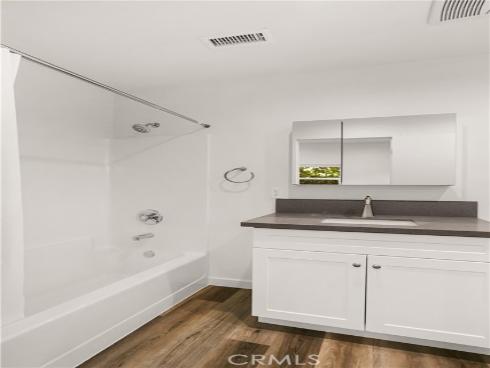 611 W Walnut Avenue, Orange, CA