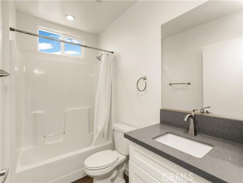 611 W Walnut Avenue, Orange, CA