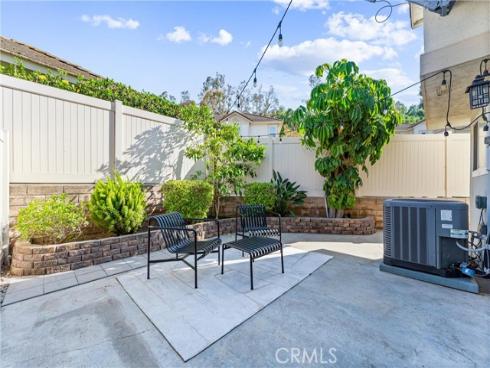 5847 E Rocking Horse 21 Way, Orange, CA