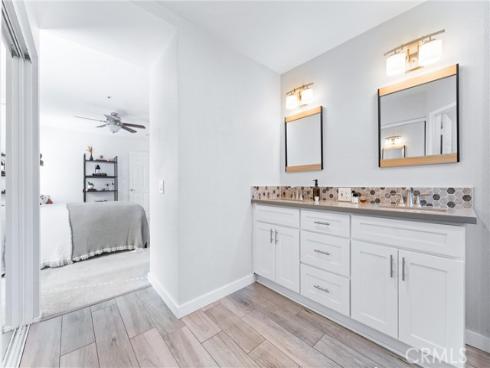 5847 E Rocking Horse 21 Way, Orange, CA