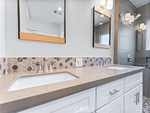 5847 E Rocking Horse 21 Way, Orange, CA