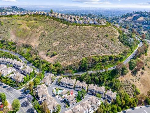 5847 E Rocking Horse 21 Way, Orange, CA