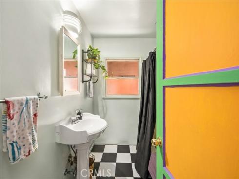 950 N Laurel Drive, Orange, CA