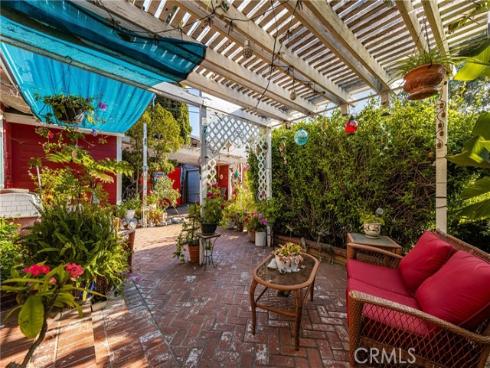 950 N Laurel Drive, Orange, CA