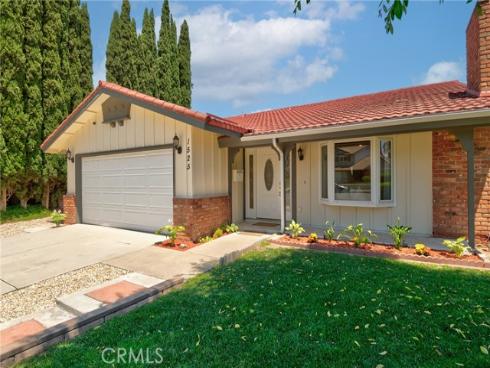 1525 E Baldwin Avenue, Orange, CA