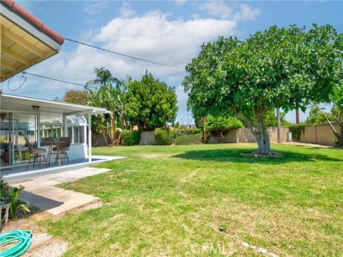 1525 E Baldwin Avenue, Orange, CA