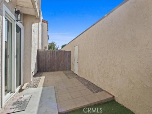 700 W La Veta T5 Avenue, Orange, CA