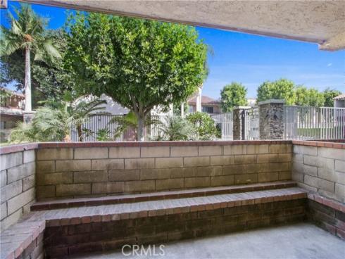 700 W La Veta T5 Avenue, Orange, CA