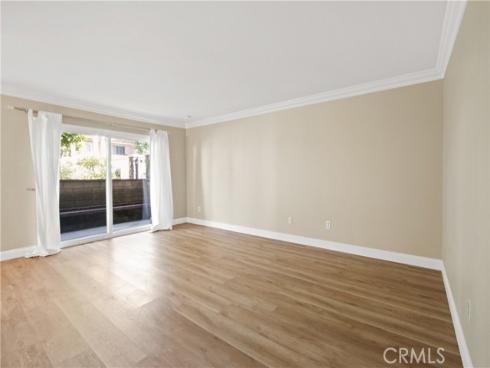 700 W La Veta T5 Avenue, Orange, CA