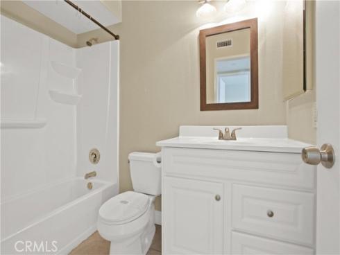 700 W La Veta T5 Avenue, Orange, CA