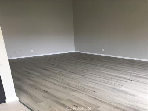 700 W La Veta G8 Avenue, Orange, CA