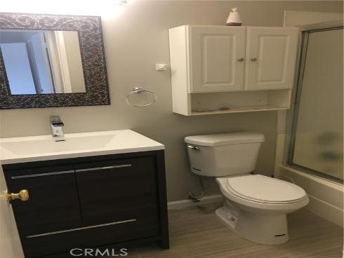 700 W La Veta G8 Avenue, Orange, CA