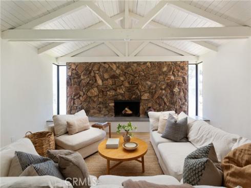 2136 E Jackson Avenue, Orange, CA