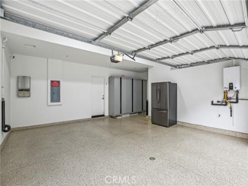 551 W Maple Avenue, Orange, CA