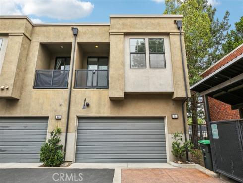 551 W Maple Avenue, Orange, CA