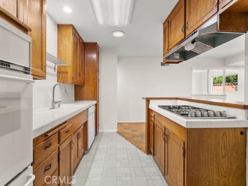 2321 E Jackson Avenue, Orange, CA