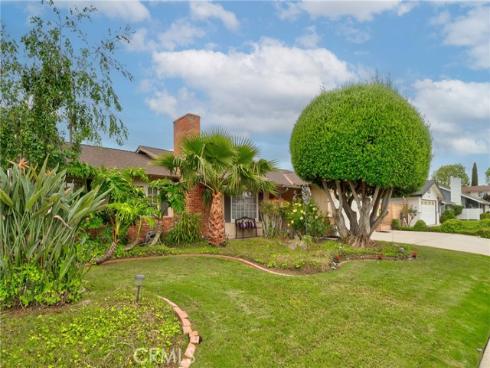 1528 E San Alto Avenue, Orange, CA