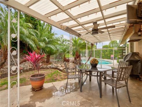 1528 E San Alto Avenue, Orange, CA