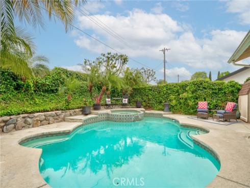 1528 E San Alto Avenue, Orange, CA