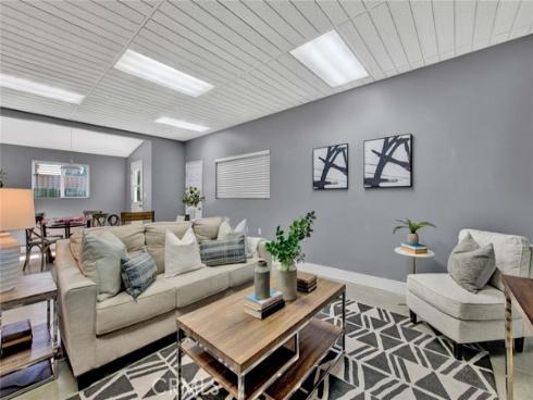 343 W Fletcher Avenue, Orange, CA