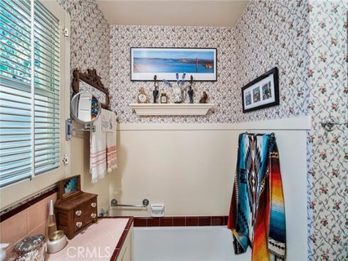 132 N Jewell Place, Orange, CA