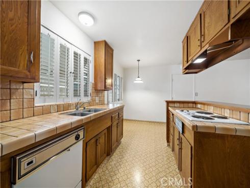 2534 E Hoover Ave , Orange, CA