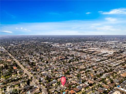 425 E Wilson Avenue, Orange, CA