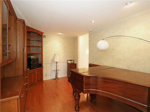 2412 E Orangeview Lane, Orange, CA