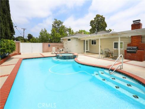 1241 E Mayfair Avenue, Orange, CA