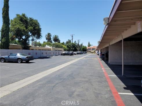 700 W La Veta  F2  Avenue, Orange, CA