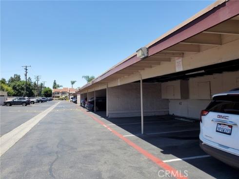 700 W La Veta  F2  Avenue, Orange, CA