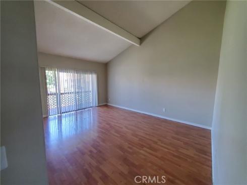 700 W La Veta  F2  Avenue, Orange, CA