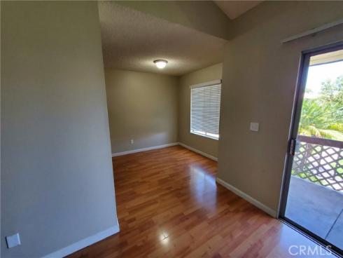 700 W La Veta  F2  Avenue, Orange, CA