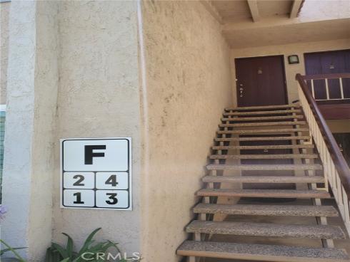 700 W La Veta  F2  Avenue, Orange, CA