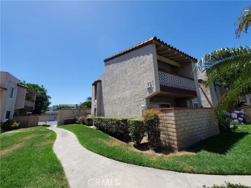 700 W La Veta  F2  Avenue, Orange, CA