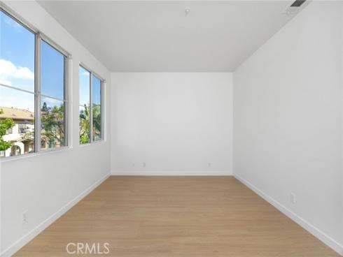 448 N Londonderry  D  Lane, Orange, CA