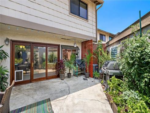 2870 N Cottonwood St, Unit 2  , Orange, CA