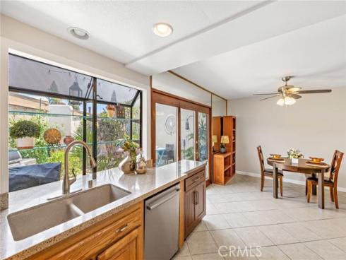 2870 N Cottonwood St, Unit 2  , Orange, CA