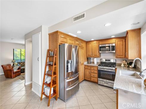 2870 N Cottonwood St, Unit 2  , Orange, CA