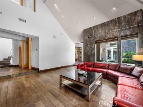 6945 E Hidden Oaks Lane, Orange, CA