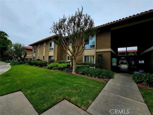 611  La Veta Park  CI228  Circle, Orange, CA