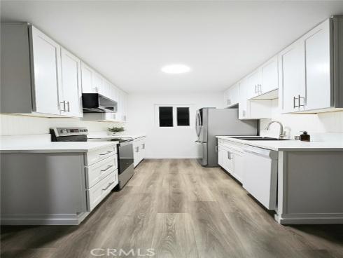 611  La Veta Park  CI228  Circle, Orange, CA