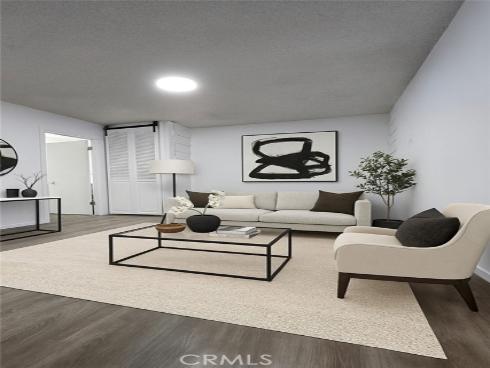 611  La Veta Park  CI228  Circle, Orange, CA