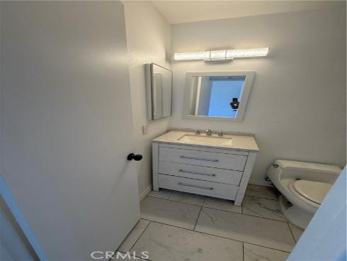 700  West La Veta  E4  Avenue, Orange, CA