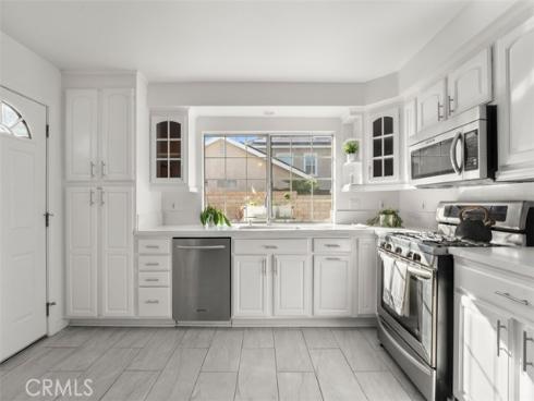 692 N. Rancho Santiago Blvd