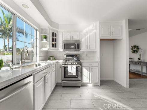 692 N Rancho Santiago Blvd  , Orange, CA