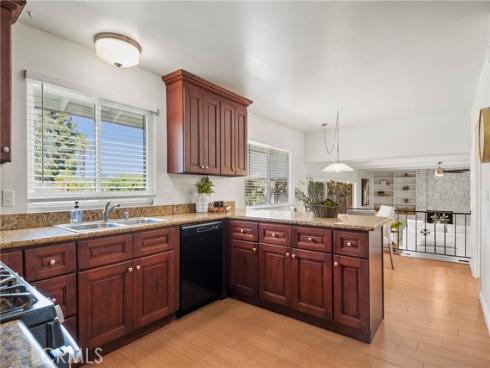 700  Yorba  , Orange, CA