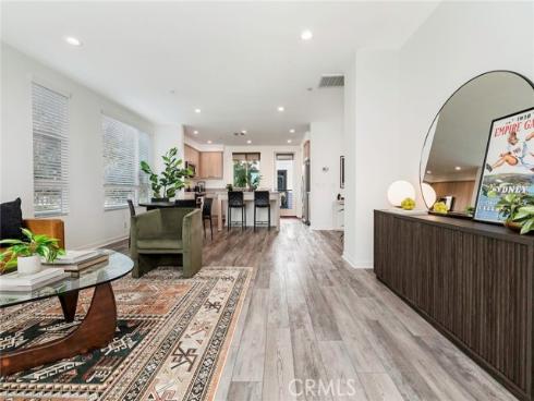 2890 N Glassell   Street, Orange, CA