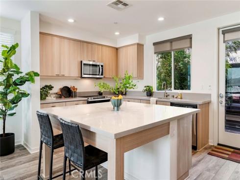 2890 N Glassell   Street, Orange, CA