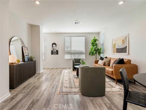 2890 N Glassell   Street, Orange, CA